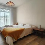 Apartament Com Terracos Privativos Em De Luxo, By Qozzy